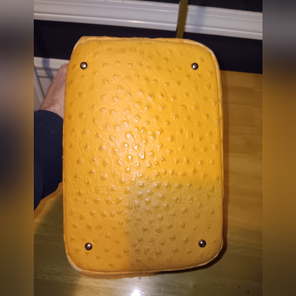 Puntotres Spain Vintage Ostrich Leather Bag - Picture 3 of 6